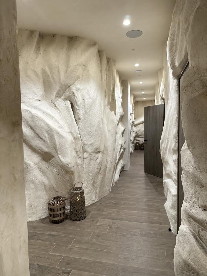 „Wabi–Sabi SPA”, Alytus, sienų dekoratoriai „Vabalas”